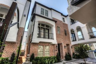 2851 Rusk St, Houston TX  77003-3238 exterior