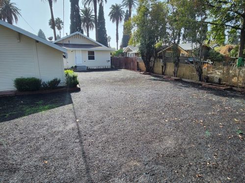 3893 Beechwood Pl, Riverside CA  92506-1117 exterior