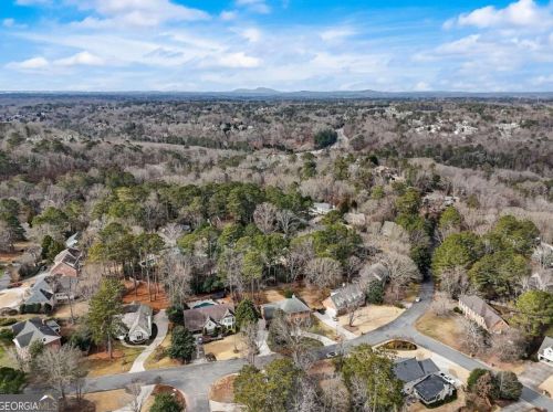 400 Breakwater Rdg, Atlanta GA  30328-1808 exterior