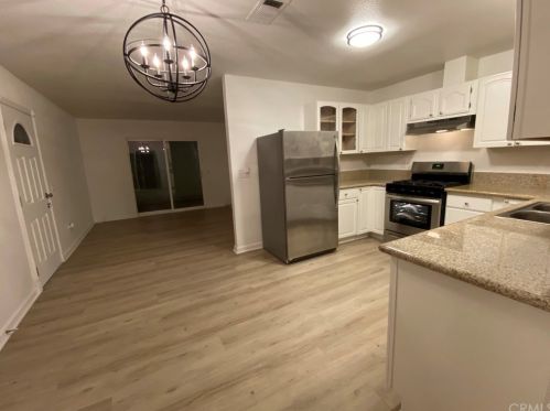 9215 Admiralty Ave, Riverside CA  92503-3348 exterior