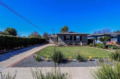 2014 Valencia St, Santa Ana CA  92706-2937 exterior