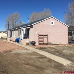 401 12th St, Gunnison, CO 81230-3107