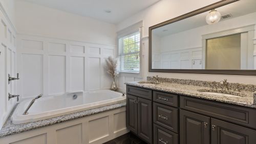 2 Barbara Ter, Middletown NJ  07748-1247 exterior