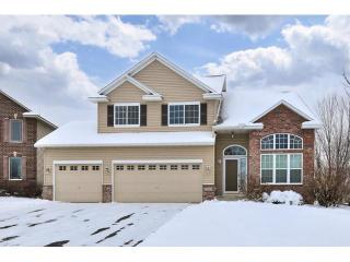 10953 Eagle View Pl, Saint Paul, MN 55129-5200