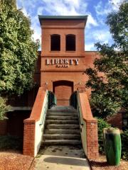 1602 Liberty Ln, Roswell, GA 30075-7906