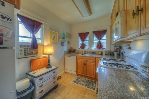 4167 Jurupa Ave, Riverside CA  92506-1765 exterior