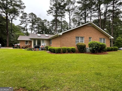 705 Engram St, Montezuma, GA 31063-1112