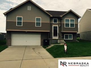 6954 88th Ave, Omaha, NE 68122-5218
