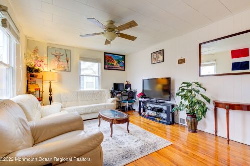 1107 Raymere Ave, Tinton Falls NJ  07712-4115 exterior