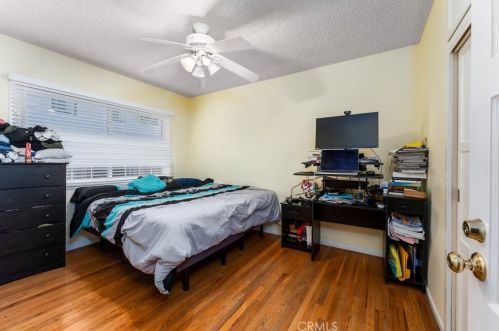 3637 1st Ave, Glendale CA  91214-2429 exterior