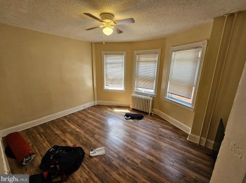 36 Maple Ave, Trenton NJ 08618-3401 exterior