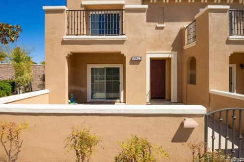 10521 Hazel Ln, Whittier, CA 90670-3817