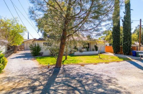 2109 Lori Ln, Redding, CA 96002-0444
