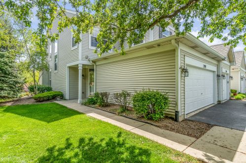 2903 Gypsum Cir, Naperville, IL 60564-4852