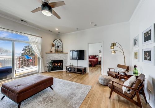 5067 Lincoln Ave, Chicago, IL 60625-8187