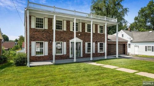 3 Campi Ct, Dumont, NJ 07628-1701