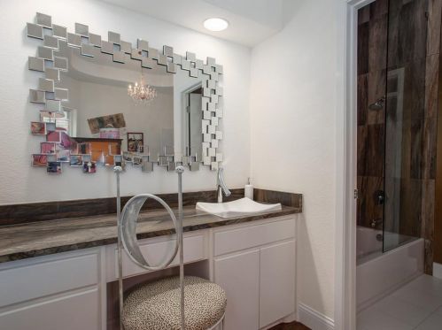 53 Harbour Pt Cir, Fort Worth TX  76179-3256 exterior