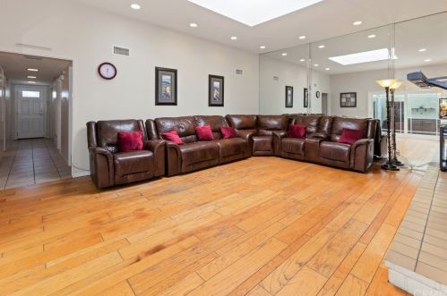 24 Rockrose Way, Irvine, CA 92612-2136
