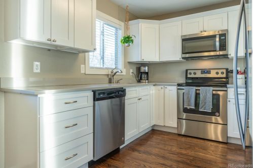 1275 Grape St, Denver CO 80220-5233 exterior