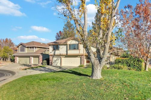 101 Cabrillo Ct, Vacaville, CA 95687-4644