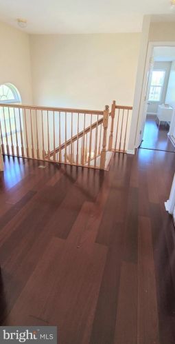 27 Scarlet Oak Dr, Princeton NJ  08540-4610 exterior