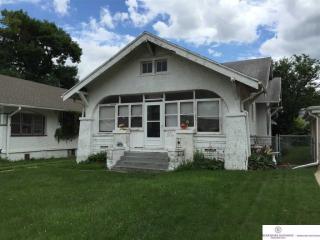 2879 Whitmore St, Omaha, NE 68112-3139