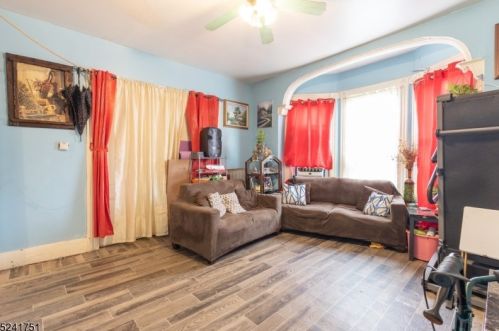 22 Chadwick St, Paterson NJ  07503-3133 exterior