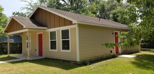 1110 9th St, Conroe TX  77301-2413 exterior