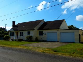 4009 Cypress Ave, Lees Camp, OR 97141-2815