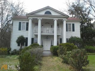1105 Wesley St, Oxford, GA 30054-2235