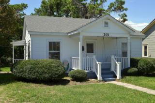305 Live Oak St, Cape Lookout National Seasho, NC 28516-1909
