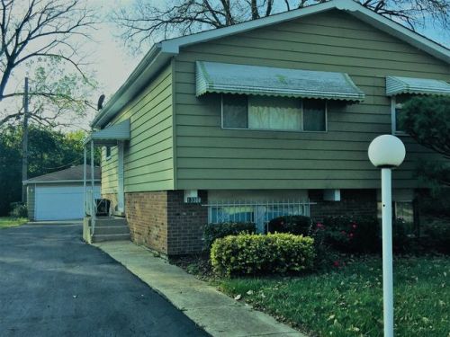 13308 Kedvale Ave, Robbins, IL 60472-1026