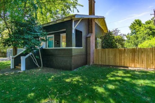 556 4th St, Chico, CA 95928-5420