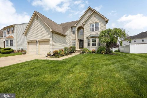 6 Carly Ct, Wenonah, NJ 08090-1670