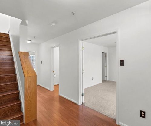 6100 Cliffside Trl, Columbia MD 21045-7412 exterior