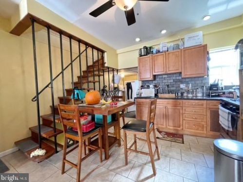 1322 Jackson St, Philadelphia PA  19148-2931 exterior