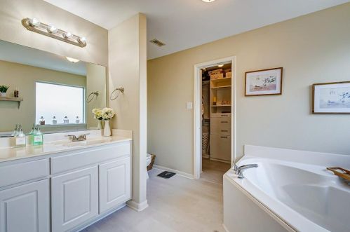 3810 Cloudbluff Ln, Richmond TX 77469-4117 exterior