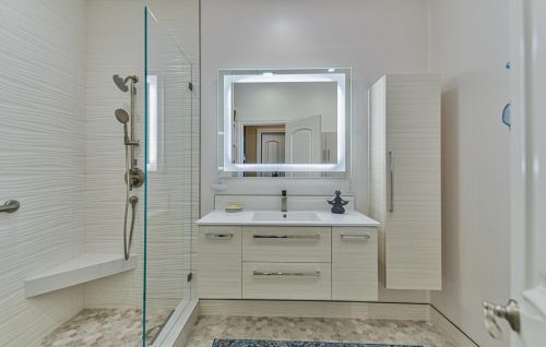 1312 Flores St, Seaside CA exterior