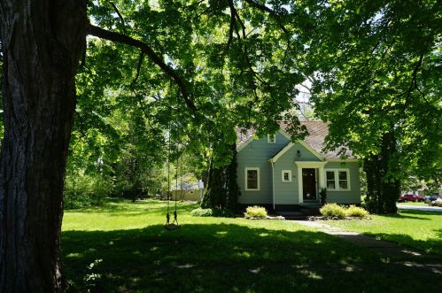 501 Lincoln St, Saint Joseph, IL 61873-9284