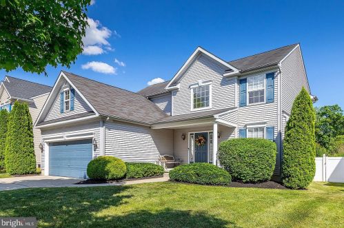 44 Chestnut Hill Ct, Auburn, NJ 08085-1251