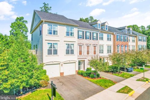 11874 Benton Lake Rd, Bristow, VA 20136-6163