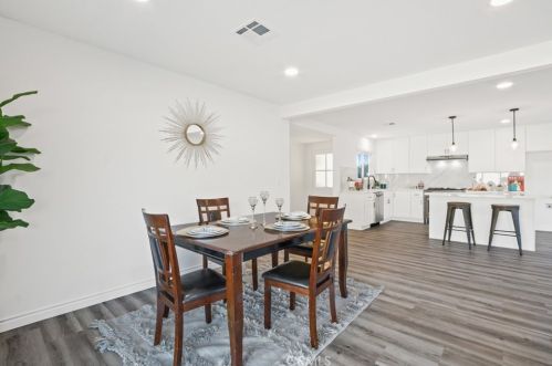 2913 Raymar St, Santa Ana CA  92704-1546 exterior