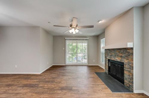 5806 Marvin Loving Dr, Garland, TX 75043-7744