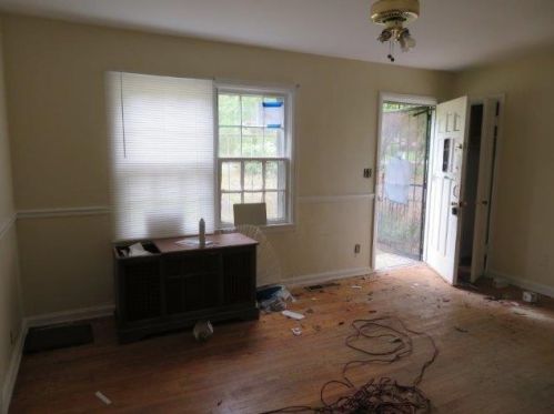 1663 Hadlock St, Atlanta GA  30311-4105 exterior