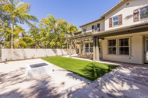 29 Abyssinian Way, San Juan Capistrano, CA 92694-1093