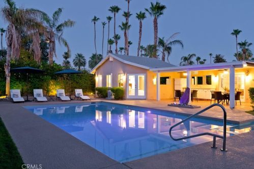 748 Mesquite Ave, Palm Springs, CA 92264-8485