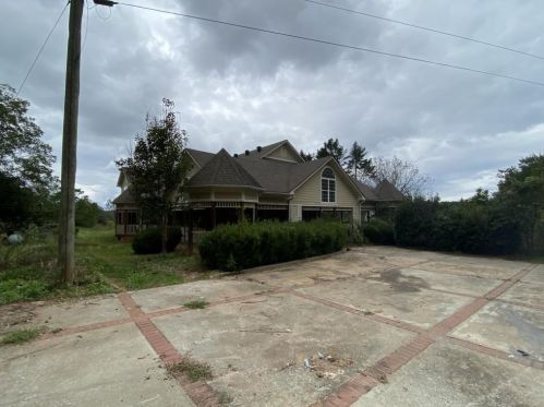 285 Manning Gin Rd, Monroe, GA 30656-3512