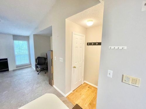423 Granville Ct, Atlanta GA  30328-3439 exterior