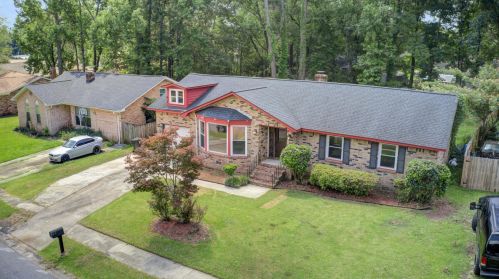 104 Ponderosa Dr, Ladson, SC 29456-3112