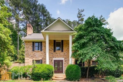 180 Jasper Dr, Stockbridge, GA 30281-4269